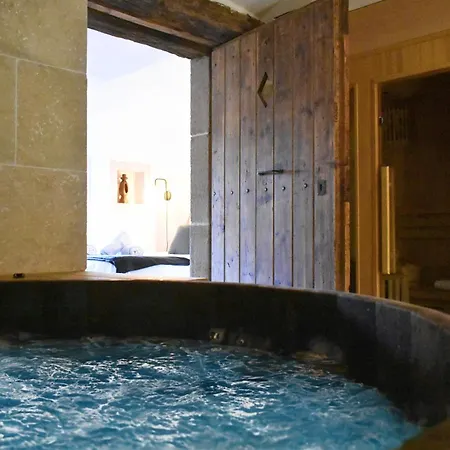 Insolite Avec Jacuzzi Privatif Lägenhet Millau