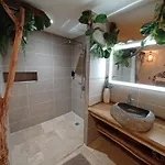 Daire Insolite Avec Jacuzzi Privatif