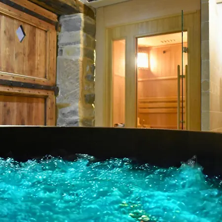 Insolite Avec Jacuzzi Privatif * Millau