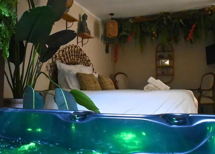 Insolite Avec Jacuzzi Privatif *